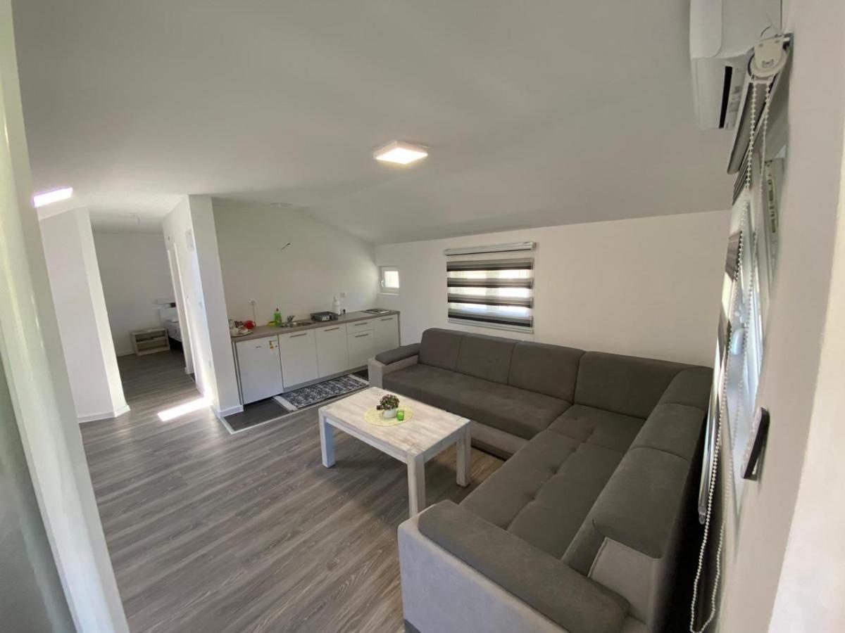 Tiryaki Apartment *